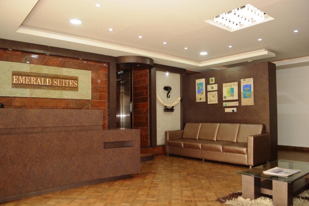 เอมเมอรัลด์ สวีท บาย กัลลาเต Hotel บังกาลอร์ ภายนอก รูปภาพ
